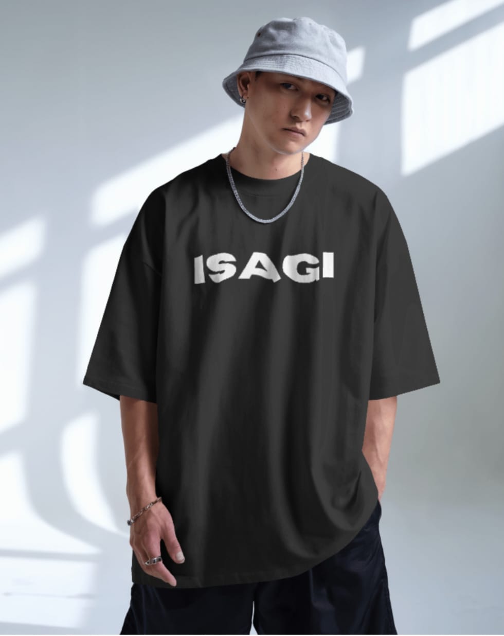 isagi short sleeve over sized tee shirt